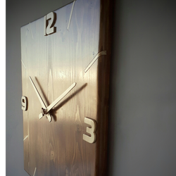 ساعت دیواری تمام چوب مربع