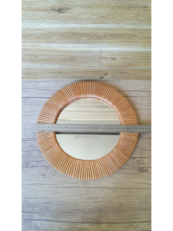 آینه خورشیدی حصیری استودیو راح