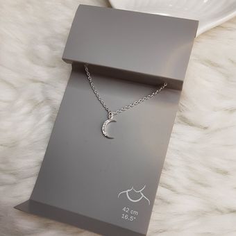 گردنبند ماه