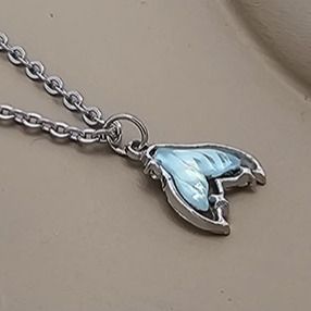 گردنبند دم وال پینترستی به همراه زنجیر استیل