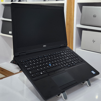 لپ تاپ مهندسی و گیمینگ دل Dell Precision 3530 i78850H / 16 gb / 512ssd / 4gb p600 nvidia
