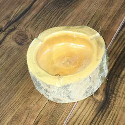 زیر سیگاری تنه درخت سفید