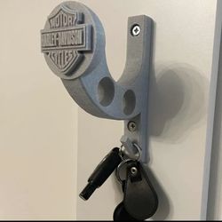 جاکلیدی و کلاه طرح Harley Davidson