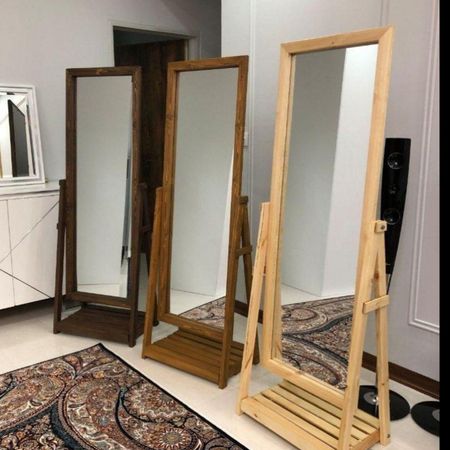 آیینه قدی چوبی پایه دار کد 10702