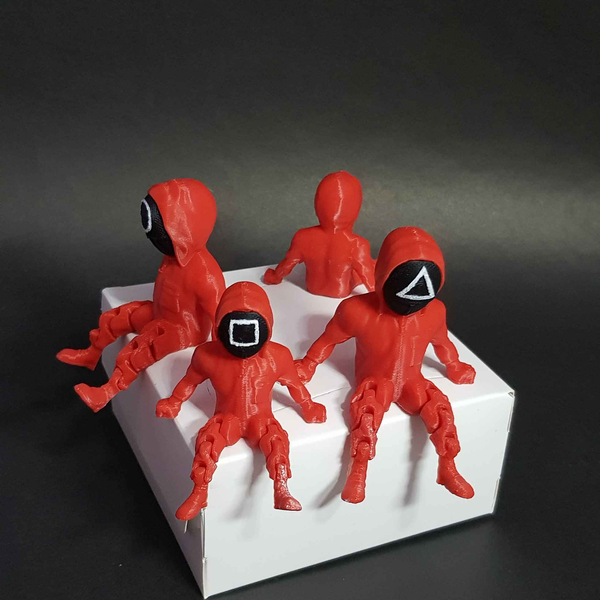 فیگور اسکویید گیم متحرک