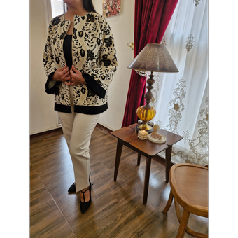 کت سوزندوزی کرم مشکی