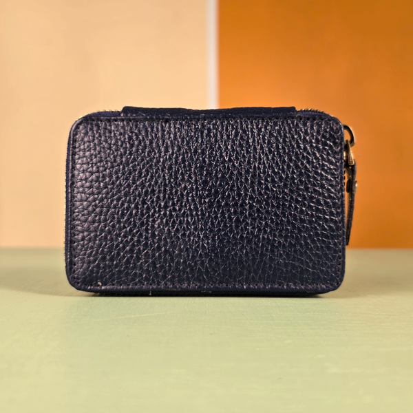 جاکارتی چرم طبیعی