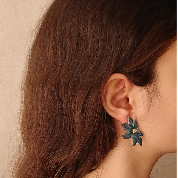 گوشواره میناکاری