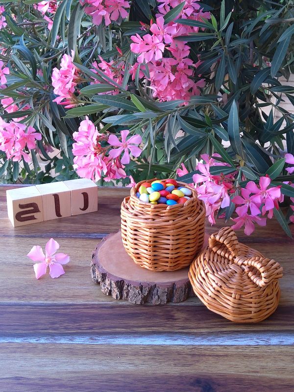 باکس پاپیون‌دار کوچک حصیری استودیو راح