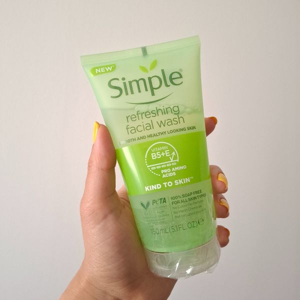 شوینده صورت refreshing سیمپل