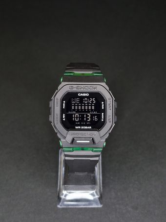 ساعت مچی دیجیتال GBD مشکی سبز