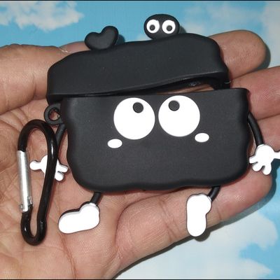 کاور فانتزی ایرپاد پرو 2 طرح میکروب هپل کیوت AirPods Pro 2 اپل