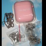 کاور ایرپاد سیلیکونی Airpod 1/2 به همراه آویز و زنجیر رنگ صورتی