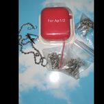 کاور ایرپاد سیلیکونی Airpod 1/2 به همراه آویز و زنجیر رنگ قرمز