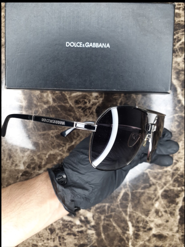 عینک آفتابی مردانه دولچه و گابانا اصل  - فریم مشکی شیک با لنز تیره   Dolce & Gabbana Men's Sunglasses -