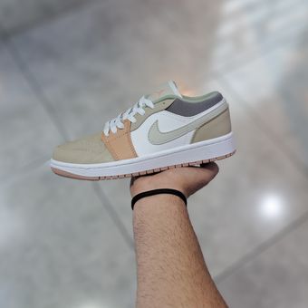 Nike Air jordan1 coler4