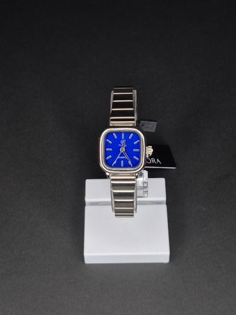 ساعت مچی فلورا کرکره ای زنانه رنگ آبی