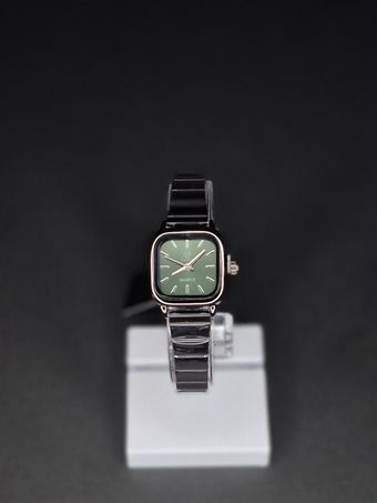 ساعت مچی فلورا کرکره ای زنانه رنگ سبز