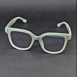 فریم عینک طبی دخترانه و پسرانه رنگ سفید مدل 1317