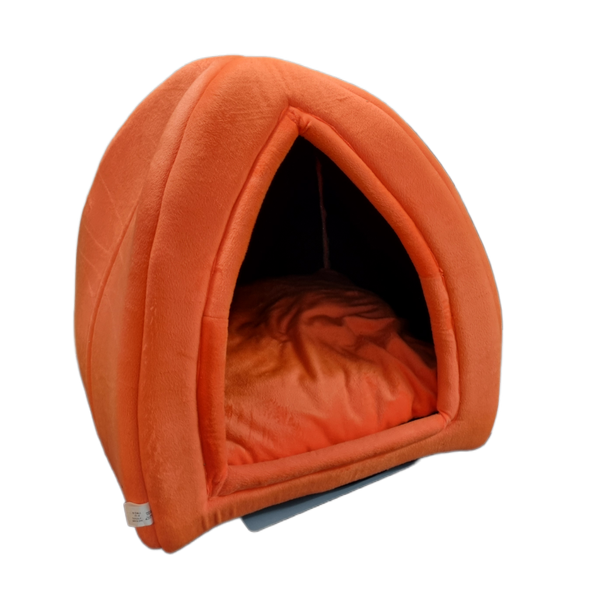 کلبه مثلثی حیوانات رنگ نارنجی