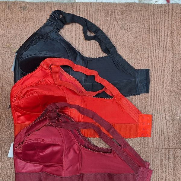 12 عدد سوتین طرح پرستو سایز 75 و 80 و 85