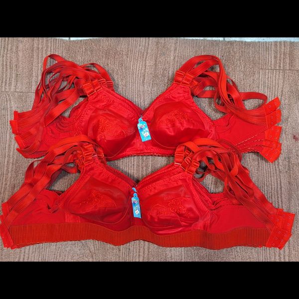 12 عدد سوتین گل دوزی زیر نخ سایز 60 و 65