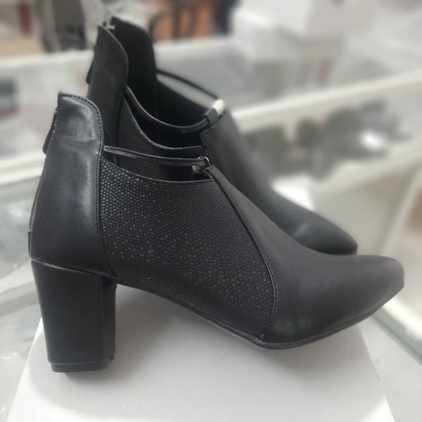 کفش مجلسی زنانه مدل وسط خاویاری