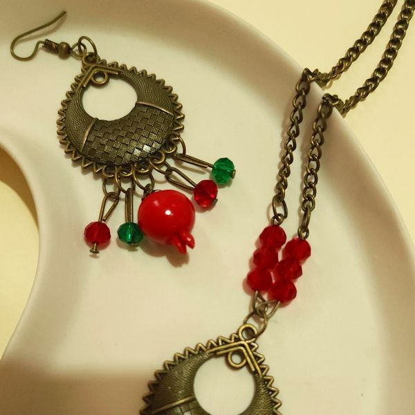 نیم ست یلدا طرح انار 2