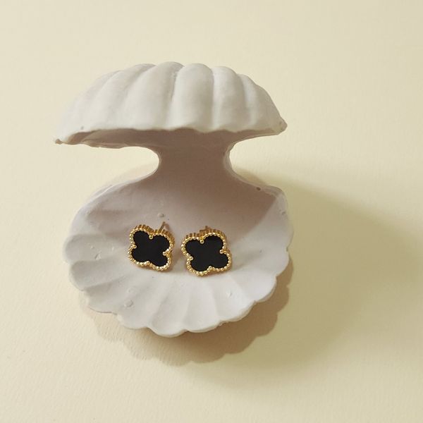 گوشواره ونکلیف