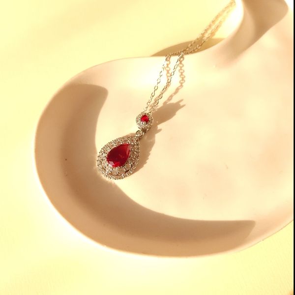 گردنبند افسون یاقوت