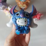 فیگور سانریو با لباس پشمی