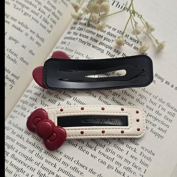 گیره تق تقی پاپیونی کره ای