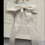 گیره انبری ساتنی دنباله دار سفید و مشکی