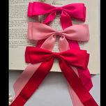 گیره انبری ساتنی دنباله دار سرخابی