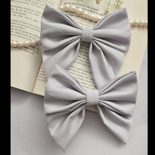 گیره انبری پارچه ای طوسی