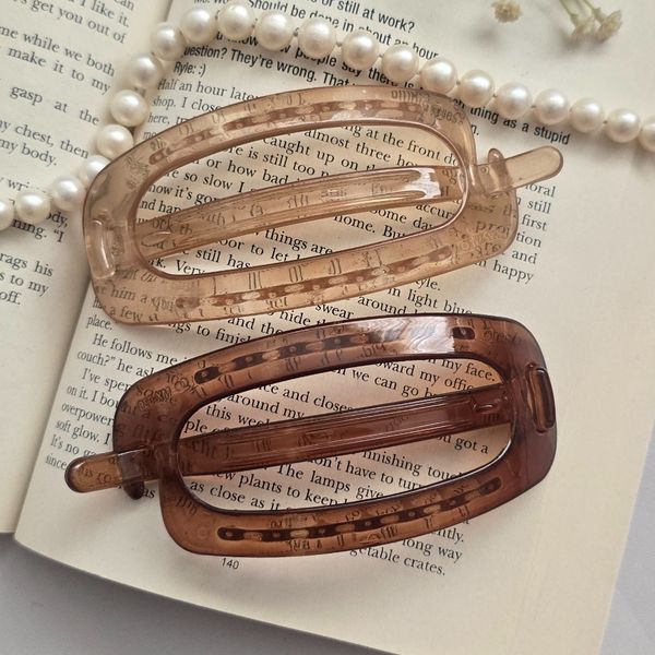 کلیپس هلالی