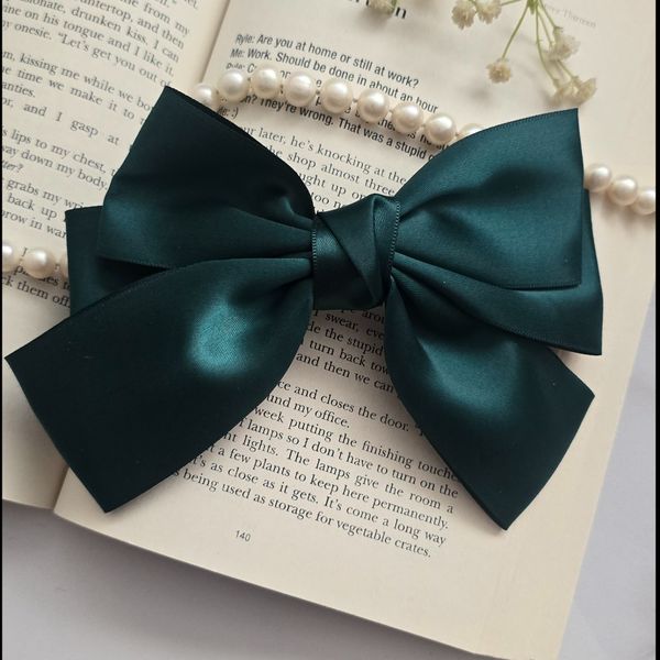 گیره فرانسوی ساتنی پاپیونی