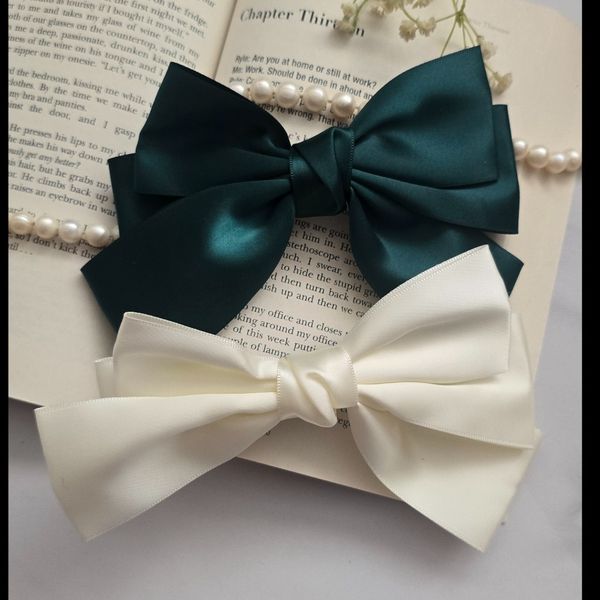 گیره فرانسوی ساتنی پاپیونی