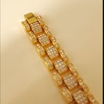 دستبند طلایی تاج طلایی شیر