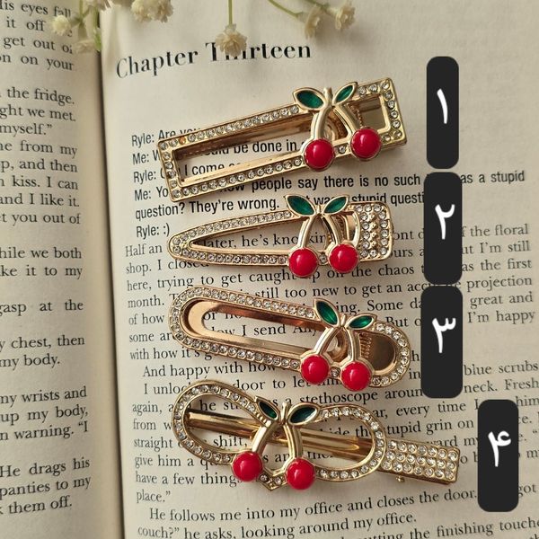 گیره فلزی آلبالویی