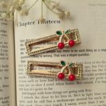 گیره فلزی آلبالویی