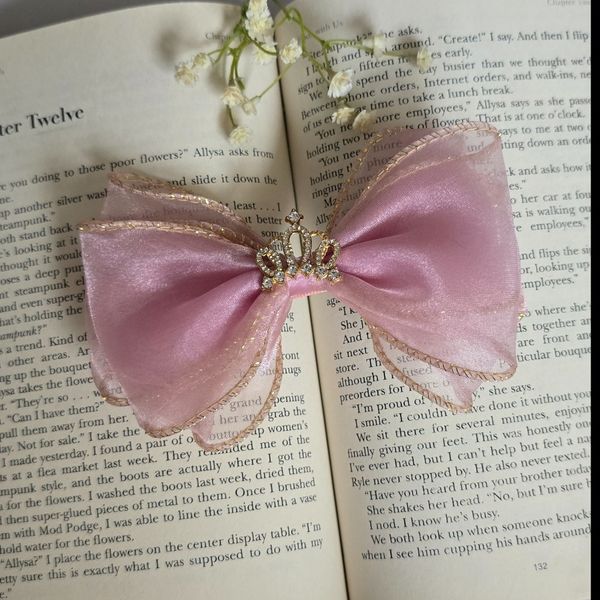 گیره انبری تاج دار