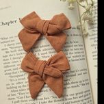 گیره انبری کوچک پشت پارچه ای