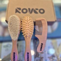 شانه و برس چوبی 3 تکه نوزادی رووکو Rovco