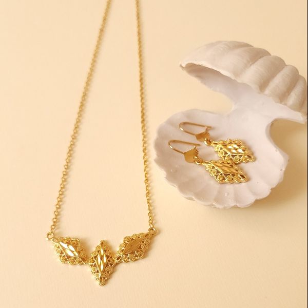 نیم ست برگ آفتاب