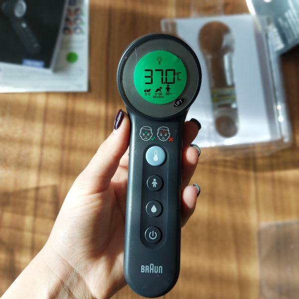 تب سنج غیر تماسی براون BNT400B اروپایی