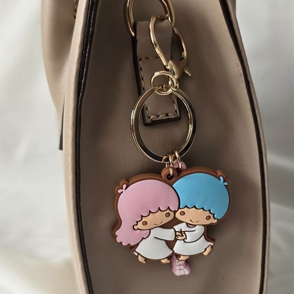 جاسوییچی little twin stars