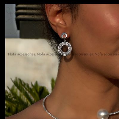 گوشواره طرح جواهر دایره ای کوچک