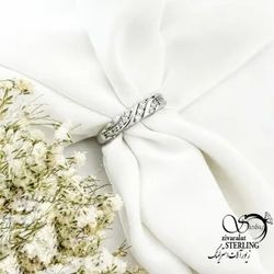 انگشتر زنانه با نگین اتمی کد 20550