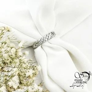 انگشتر زنانه با نگین اتمی کد 20550